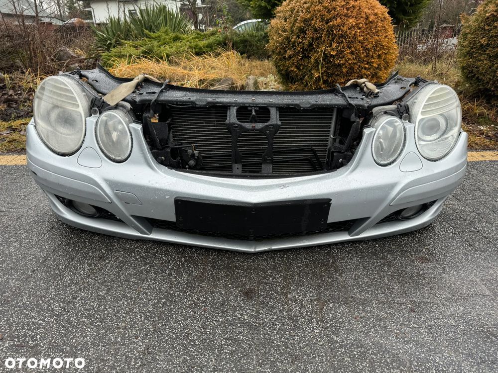 PRZÓD KOMPLETNY ZDERZAK PAS REFLEKTOR MERCEDES W211 LIFT FL