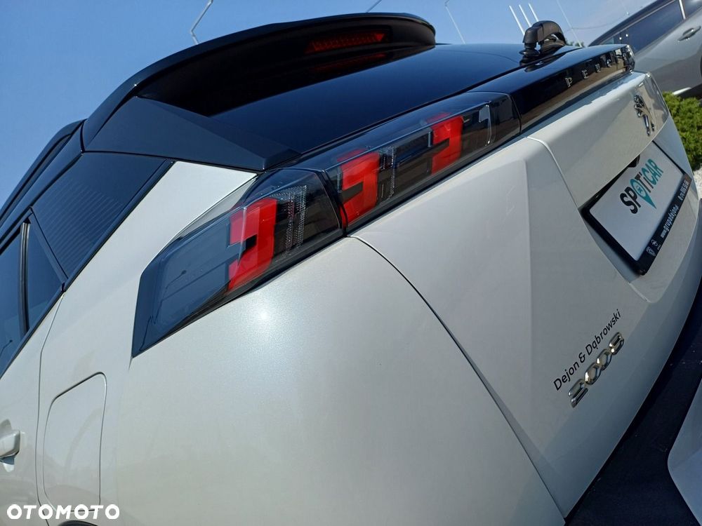 Peugeot 2008 - 11