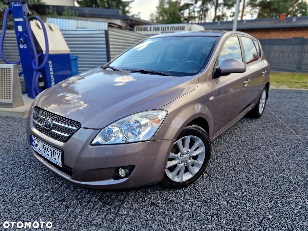 Kia Ceed 1.6 Crdi Optimum + - 1