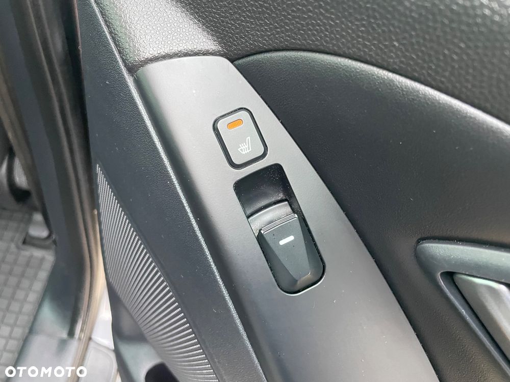 Hyundai ix35 1.7 CRDi 2WD Comfort - 34