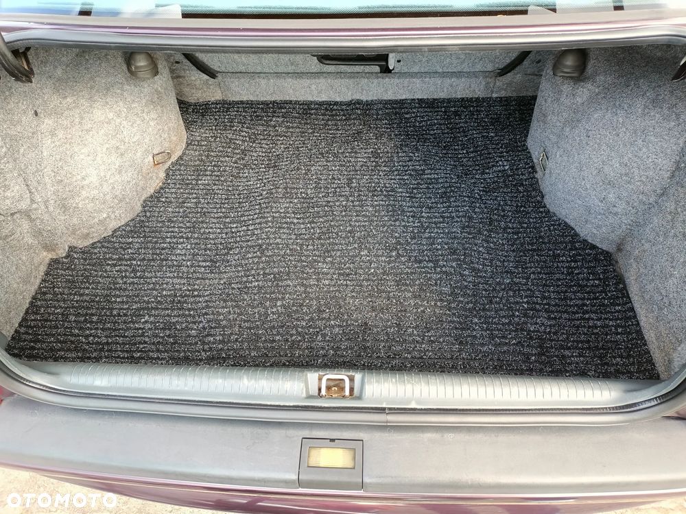 Opel Vectra 2.0 CDX - 24