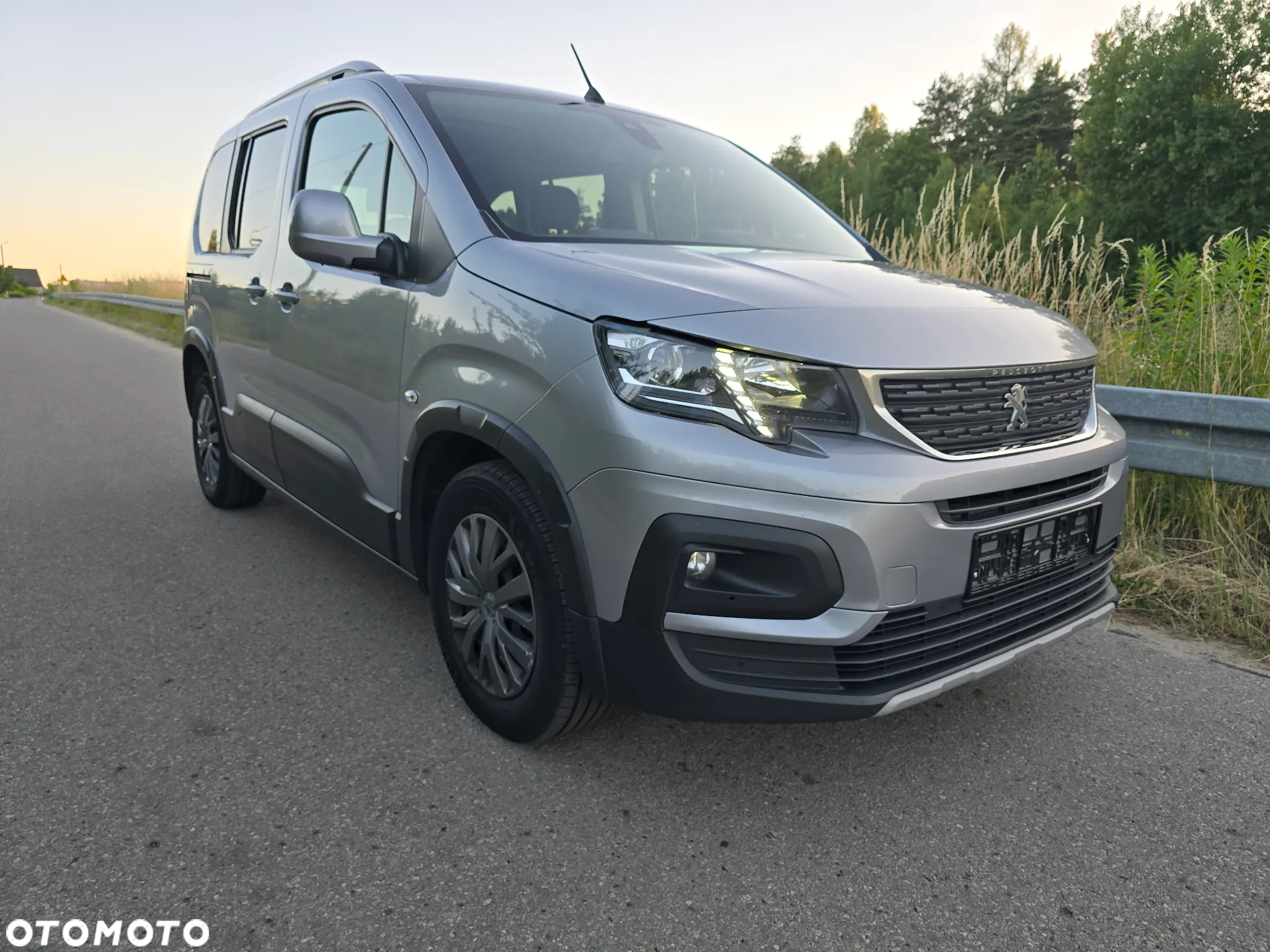 Peugeot Rifter BlueHDI 100 L1 Allure - 2