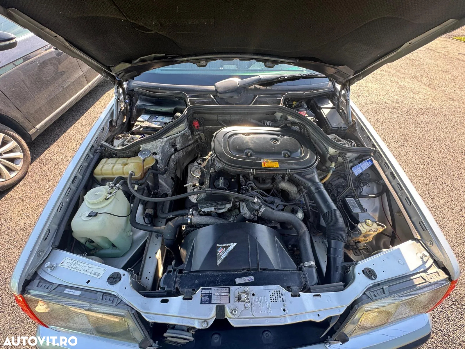 Mercedes-Benz E - 27