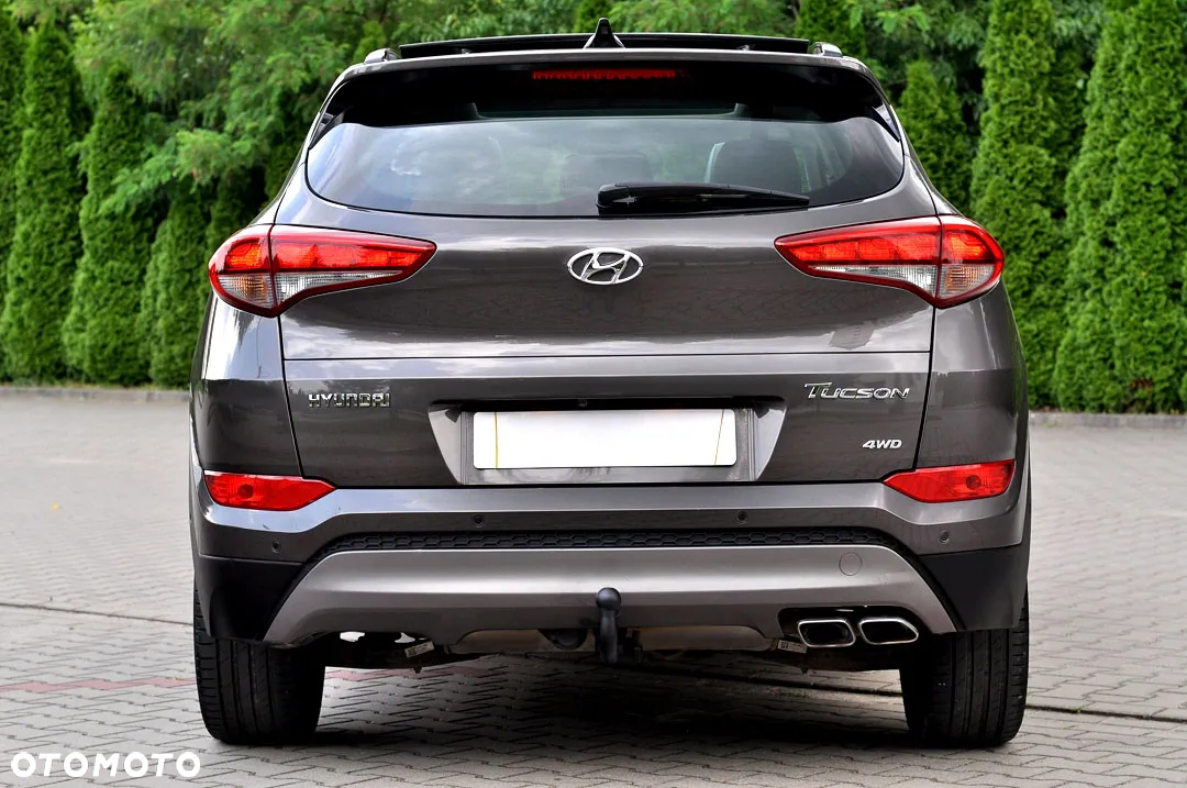 Hyundai Tucson 2.0 CRDi 4WD Automatik Advantage - 17