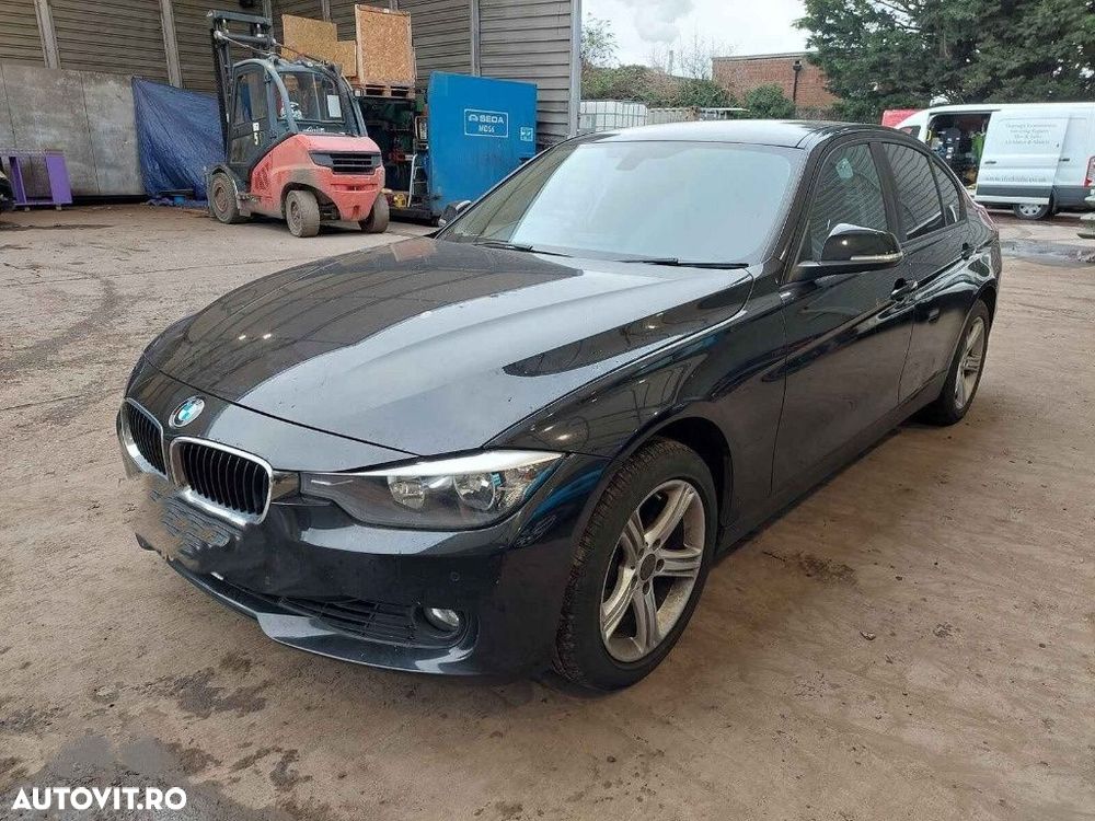 Planetara stanga BMW F30 2014 SEDAN 2.0i N20B20B - 3