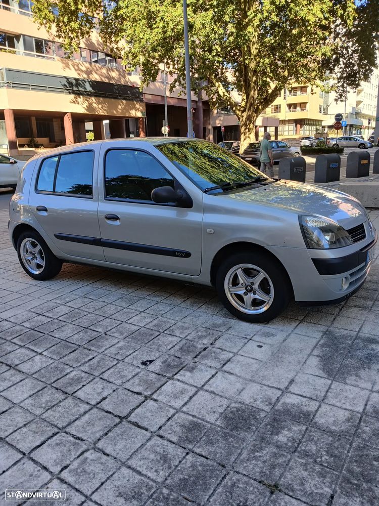 Renault Clio 1.2 16V Dynamique Luxe - 7