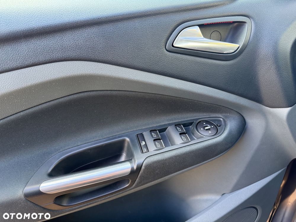 Ford C-MAX 1.6 TDCi Start-Stop-System Titanium - 30