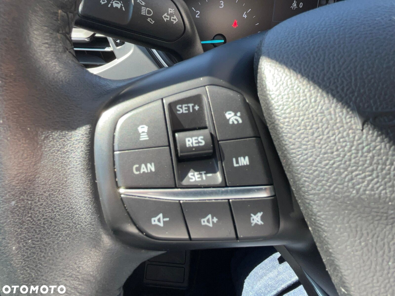 Ford Focus - 22