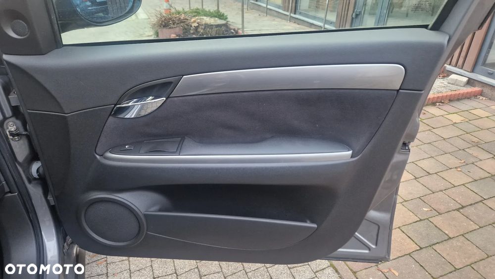 Fiat Croma 1.9 JTD Dynamic - 27