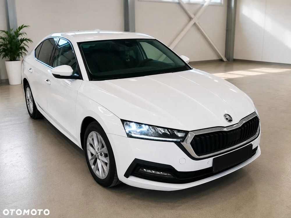 Skoda Octavia 1.5 TSI e-Tec Ambition DSG - 4