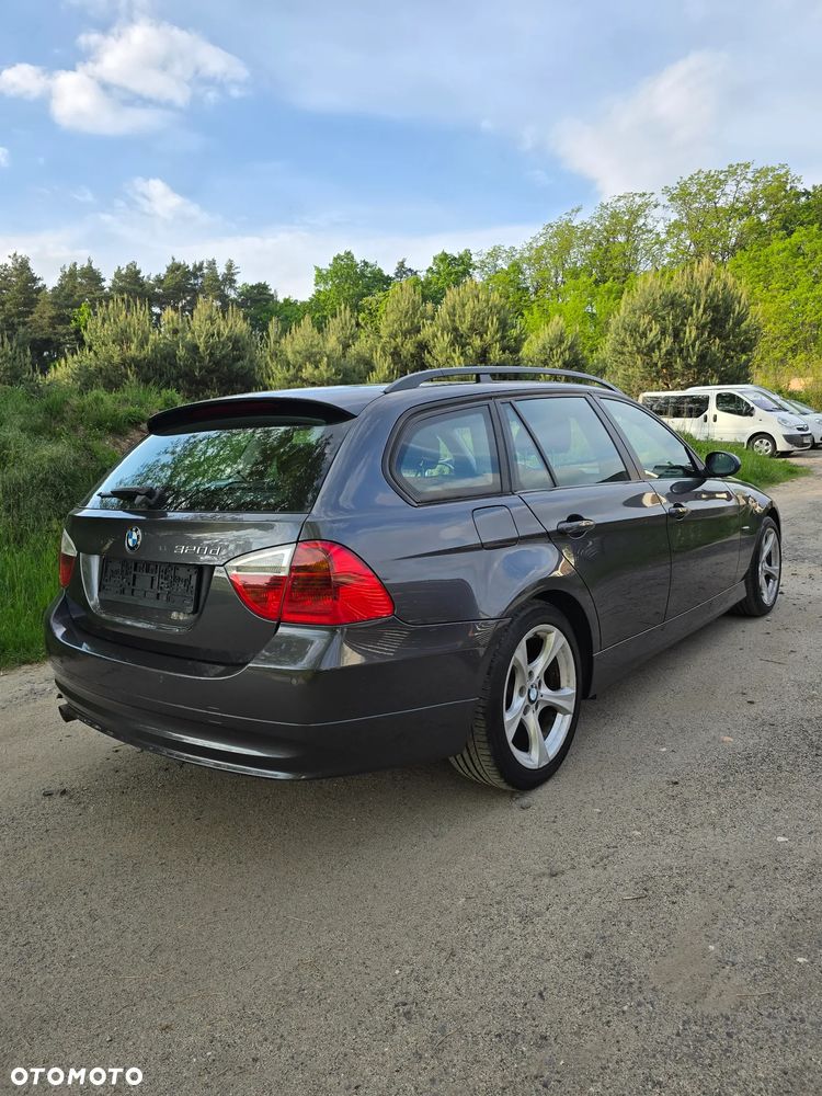 BMW Seria 3 320d DPF - 4