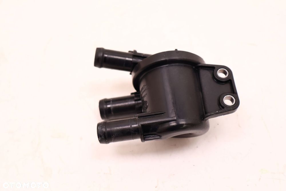 VOLVO XC60 II 2.0 T8 POMPA WODY 31686567 - 4