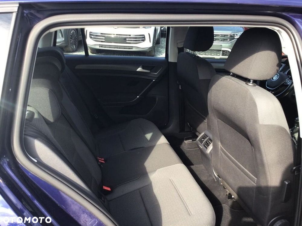 Volkswagen Golf VII 1.6 TDI BMT Comfortline - 16