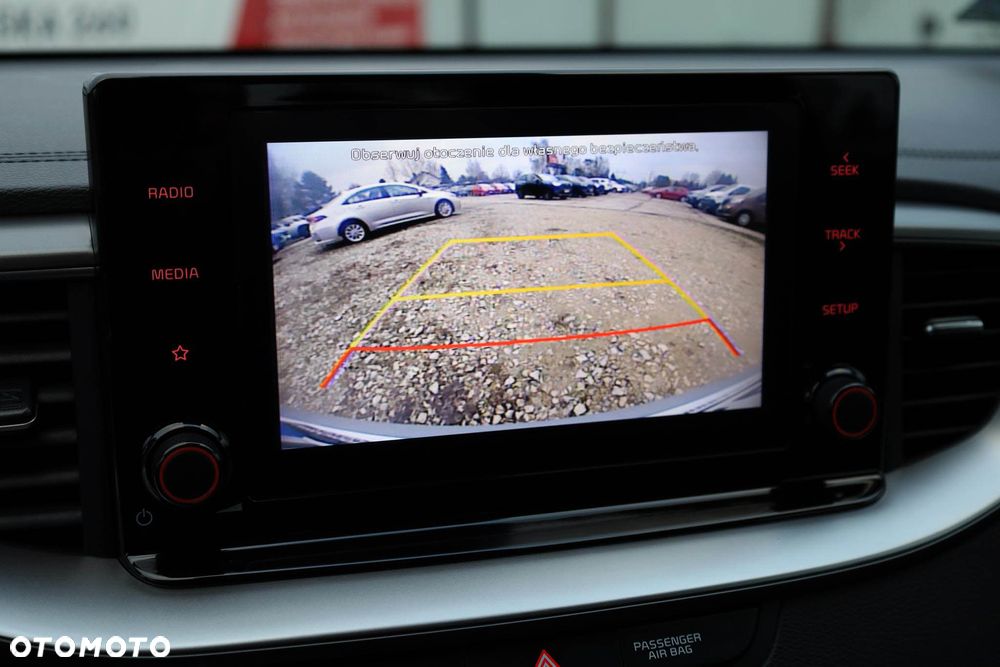 Kia Ceed 1.5 T-GDI M DCT - 17