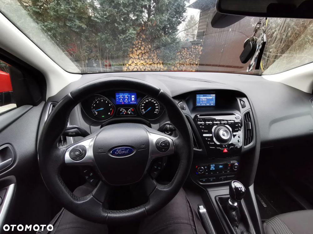 Ford Focus SW 1.0 EcoBoost S&S Titanium - 12