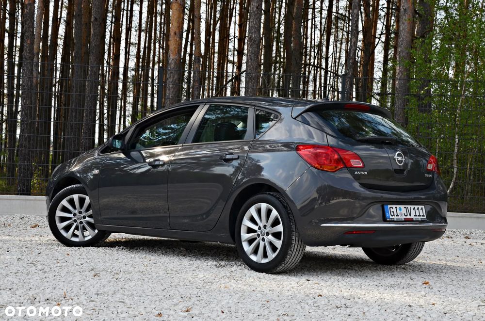 Opel Astra - 17