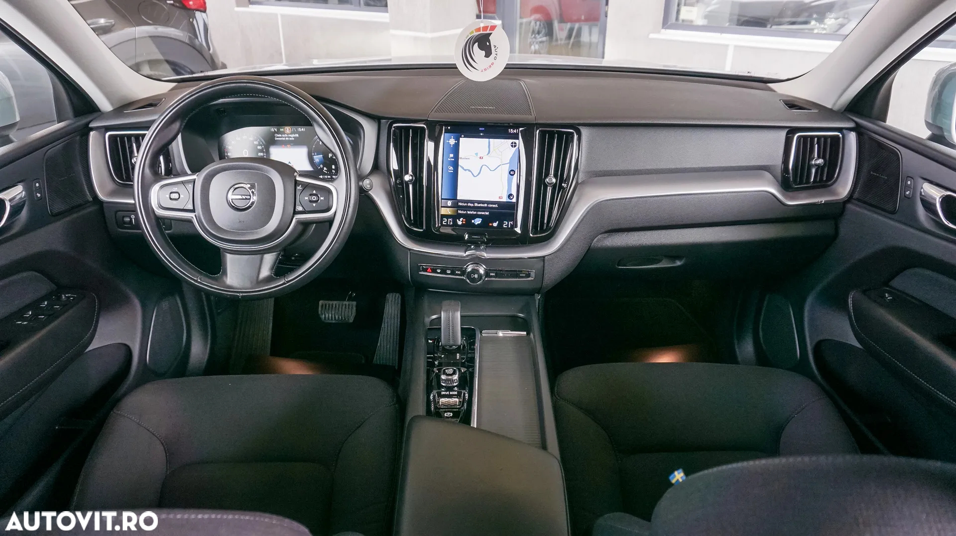 Volvo XC 60 B4 D AWD Geartronic Momentum - 8