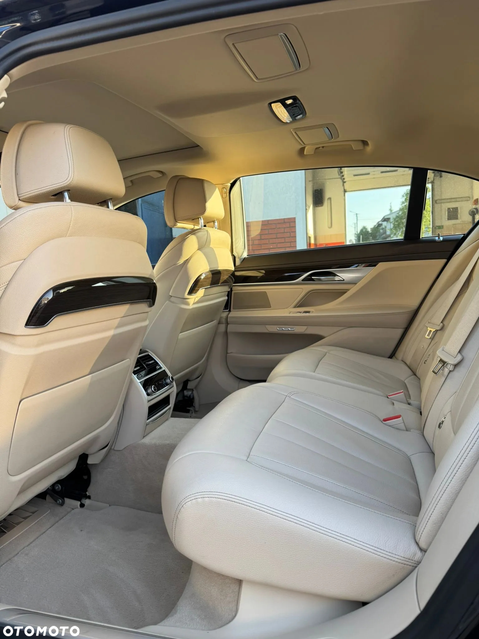 BMW Seria 7 730Ld xDrive - 17