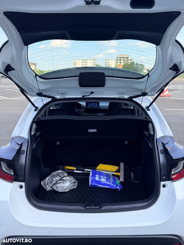 Toyota Yaris 1.5 VVT-i HSD Active - 14