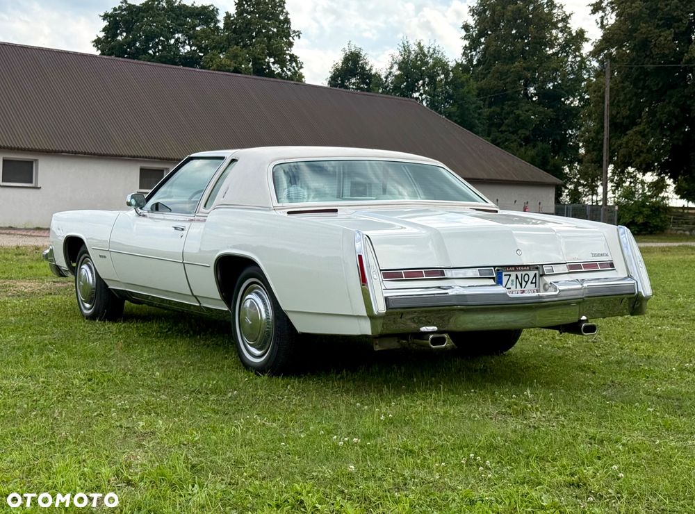 Oldsmobile Toronado - 6