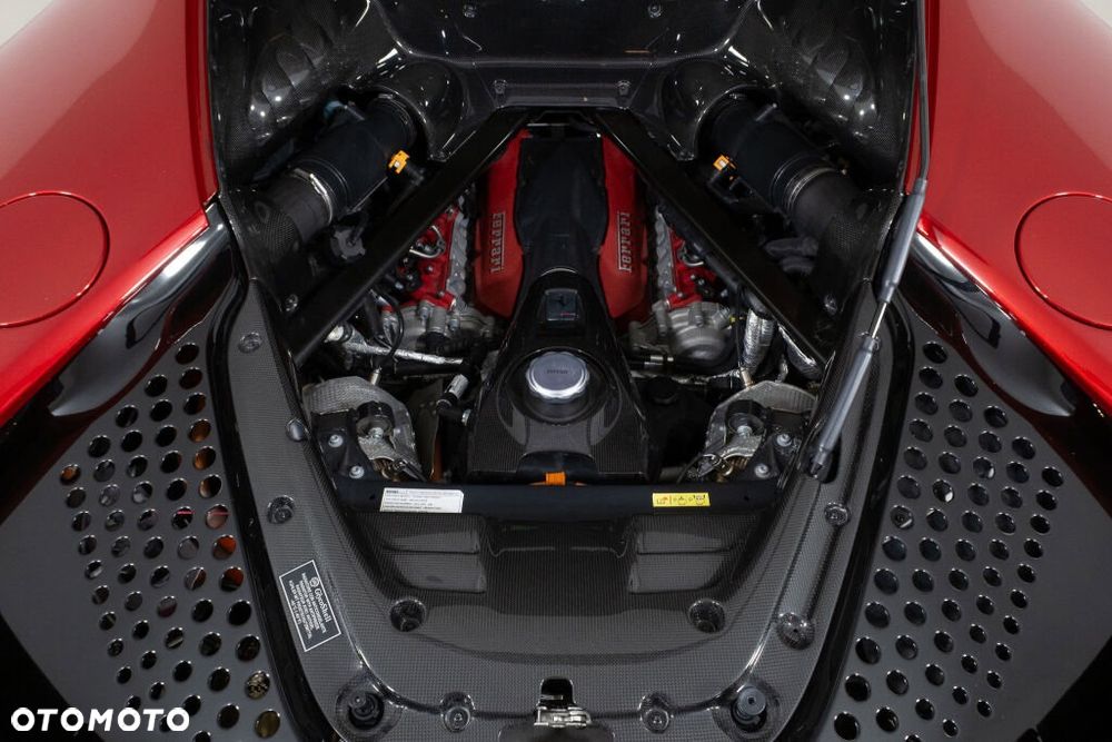 Ferrari SF90 Stradale - 7