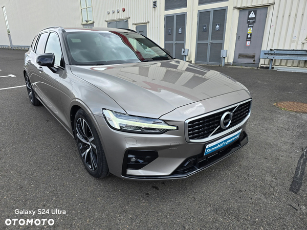 Volvo V60 D4 R-Design