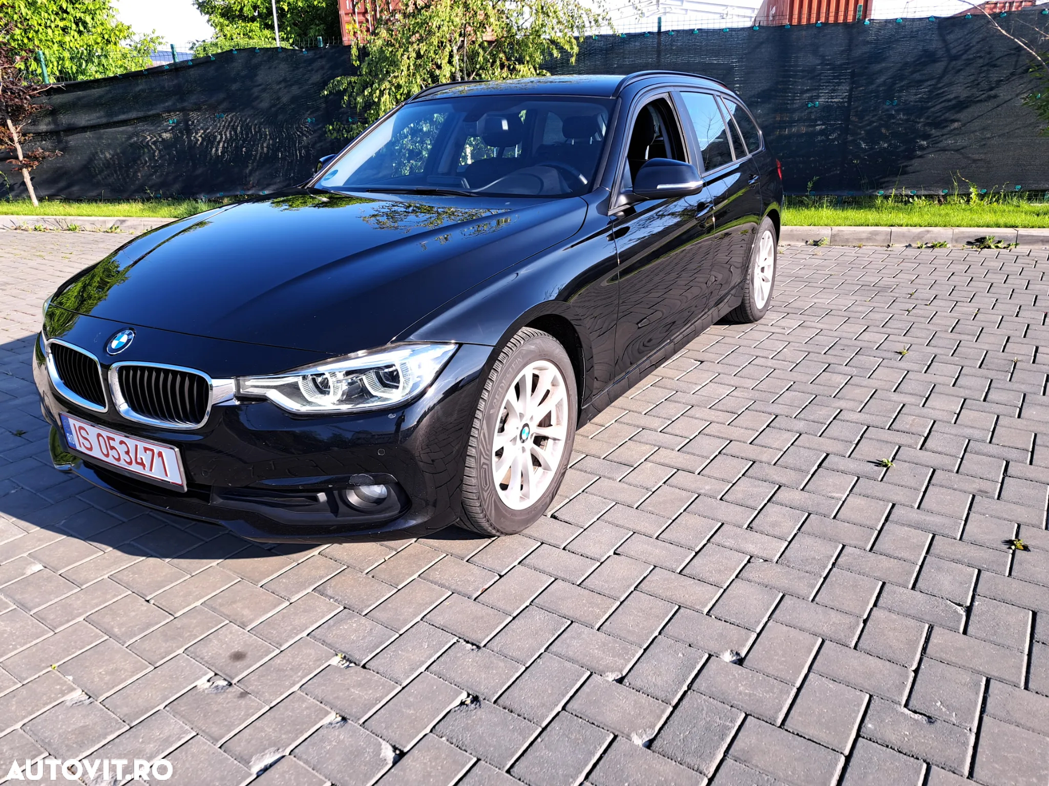BMW Seria 3 320d Touring Aut. Luxury Line - 3