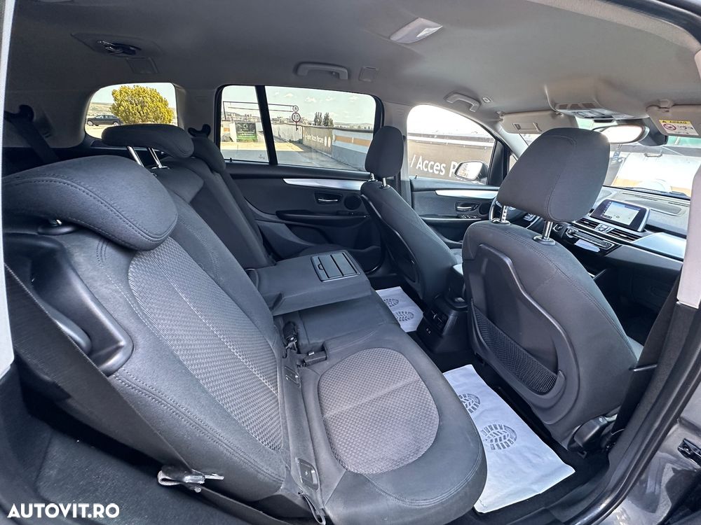 BMW Seria 2 218d Sport-Aut. Sport Line - 10