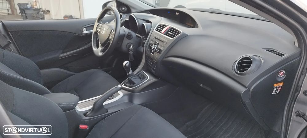 Honda Civic Tourer 1.6 i-DTEC Executive Navi - 6