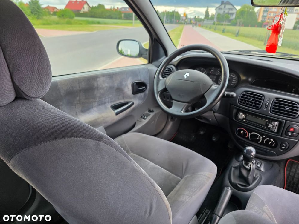 Renault Megane - 5