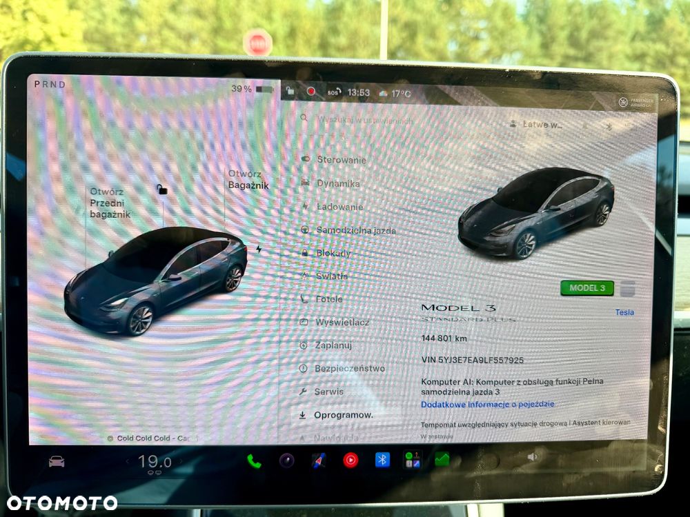 Tesla Model 3 - 10