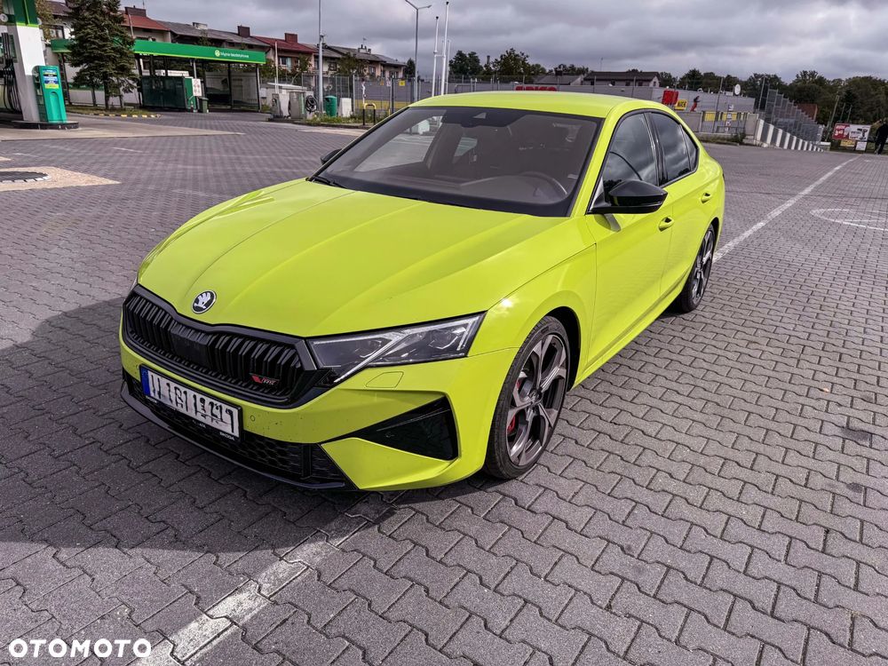 Skoda Octavia 2.0 TSI RS DSG - 11
