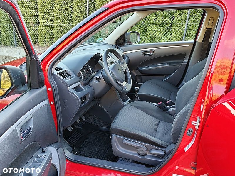 Suzuki Swift 1.2 Premium - 5