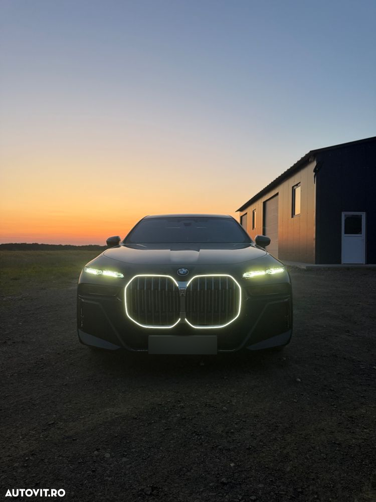 BMW Seria 7 - 28