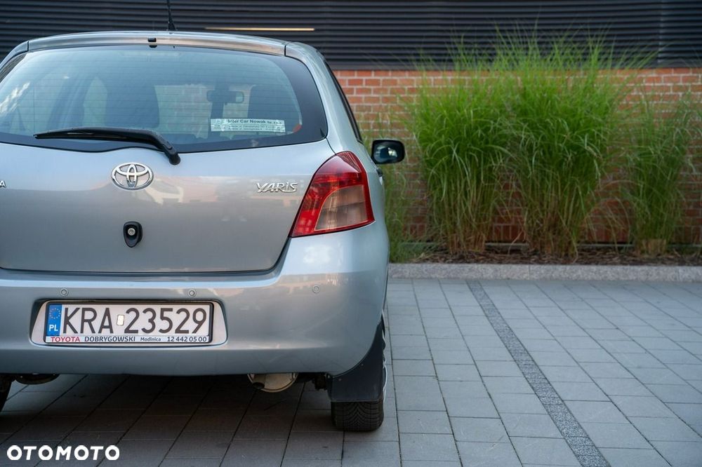 Toyota Yaris - 26