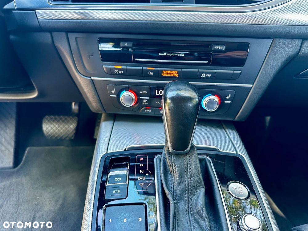 Audi A6 Avant 2.0 TDI ultra S tronic - 31