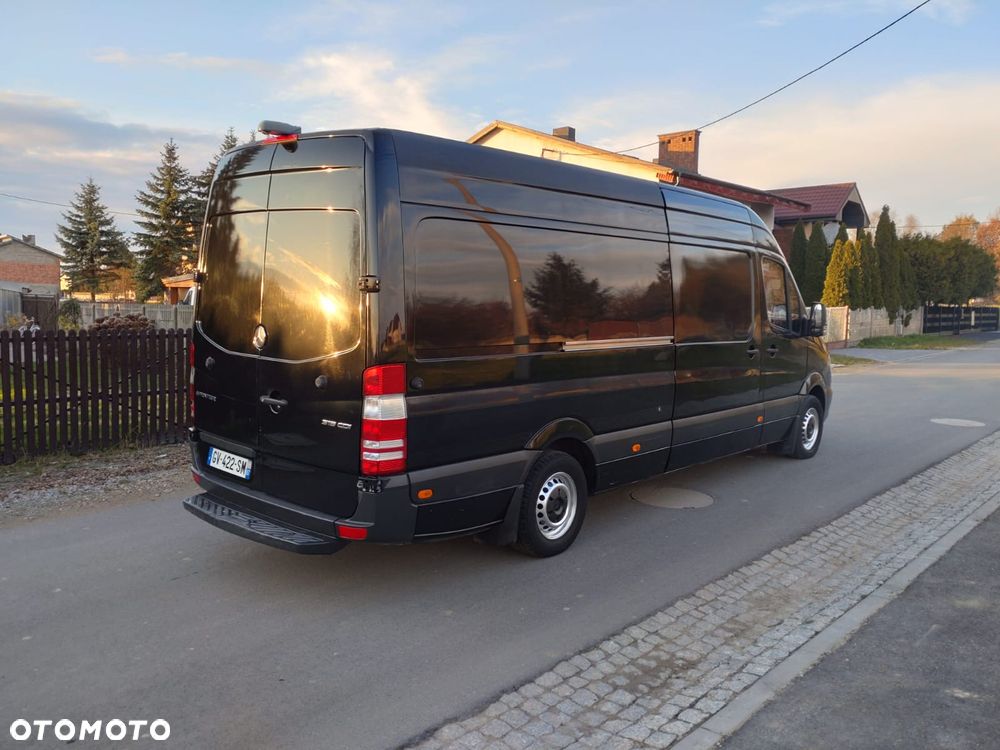 Mercedes-Benz Sprinter - 6