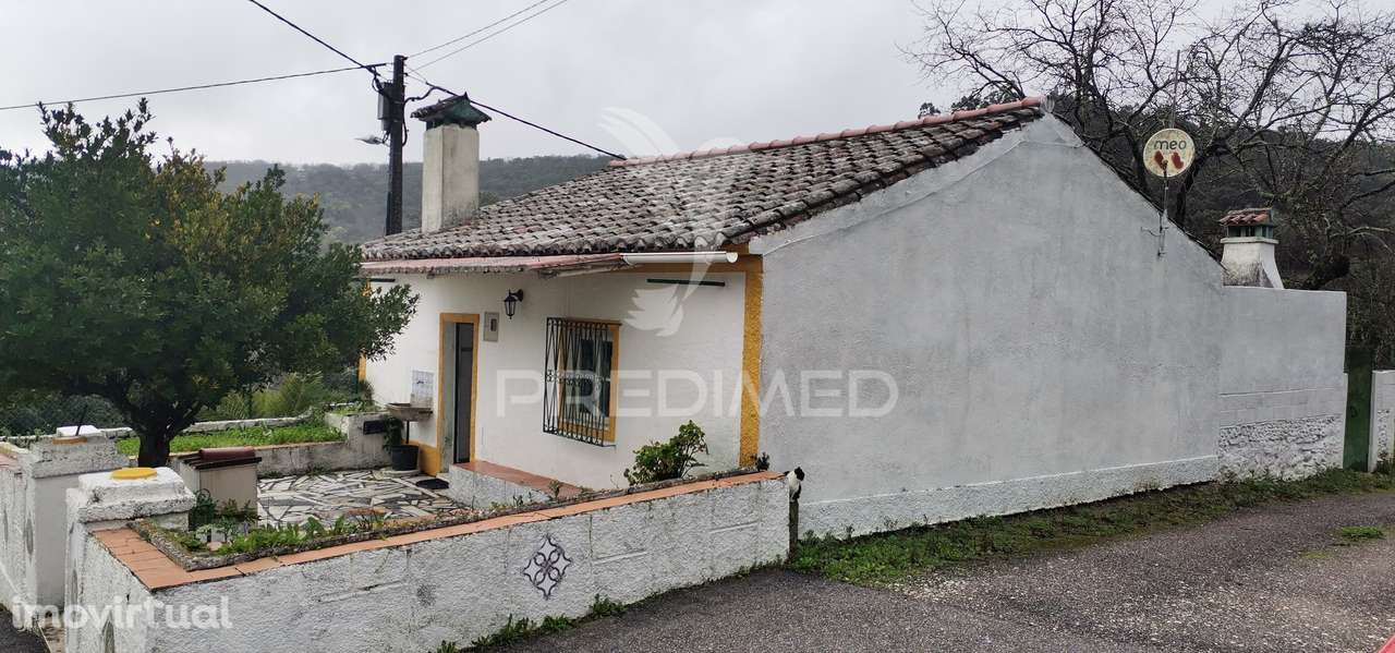 Moradia T2 com quintal - Grande imagem: 4/17