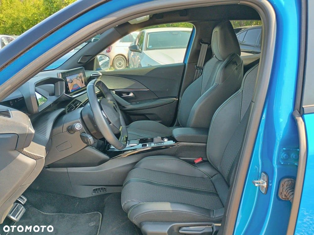 Peugeot 2008 - 9