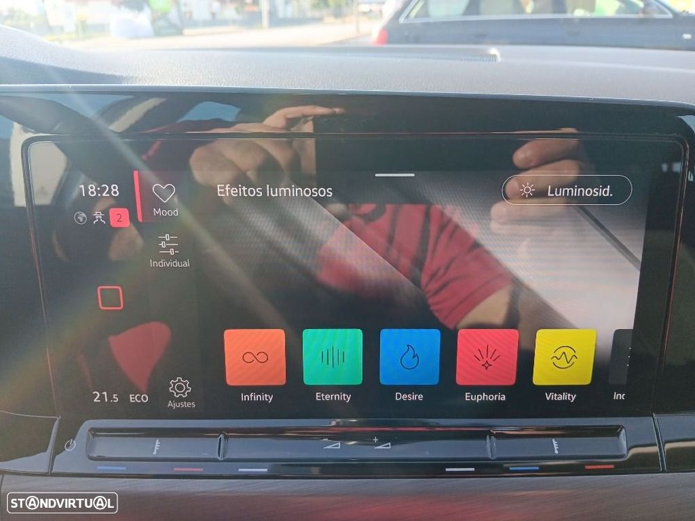 VW Golf 1.4 TSI e-Hybrid DSG - 23