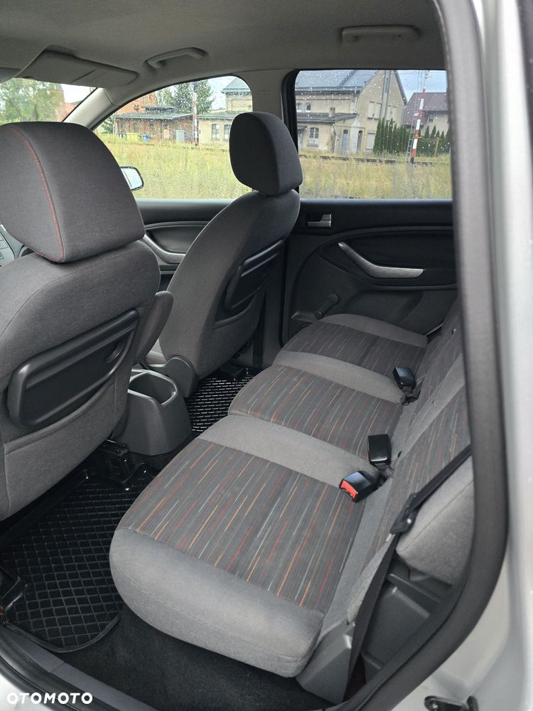 Ford C-MAX - 7