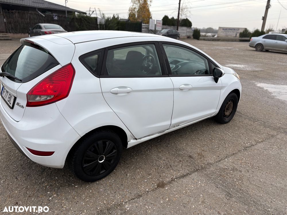 Ford Fiesta 1.4 TDCI Titanium - 5