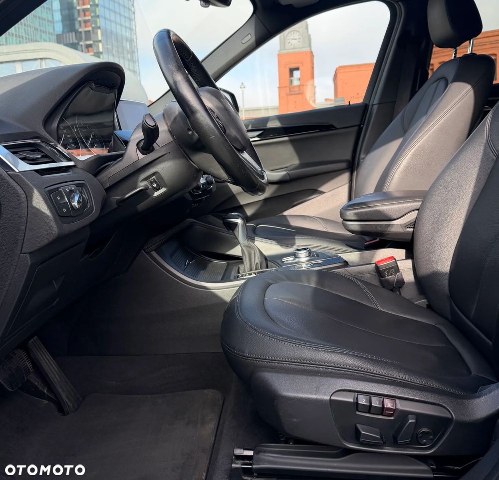 BMW X1 xDrive25i xLine - 13