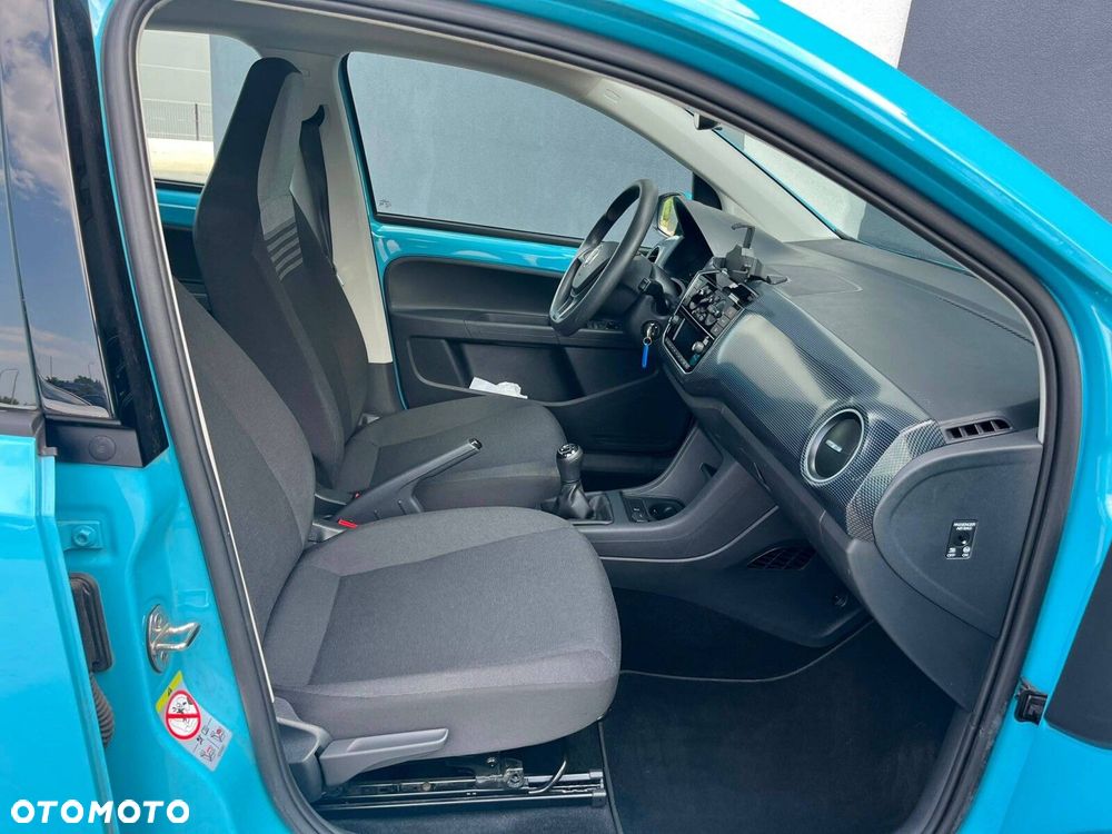 Volkswagen up! 1.0 move - 12