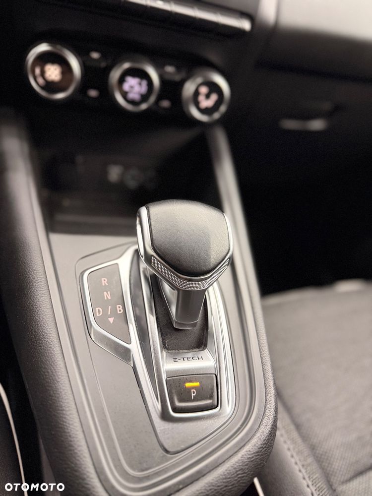 Renault Captur E-TECH 160 INTENS - 25