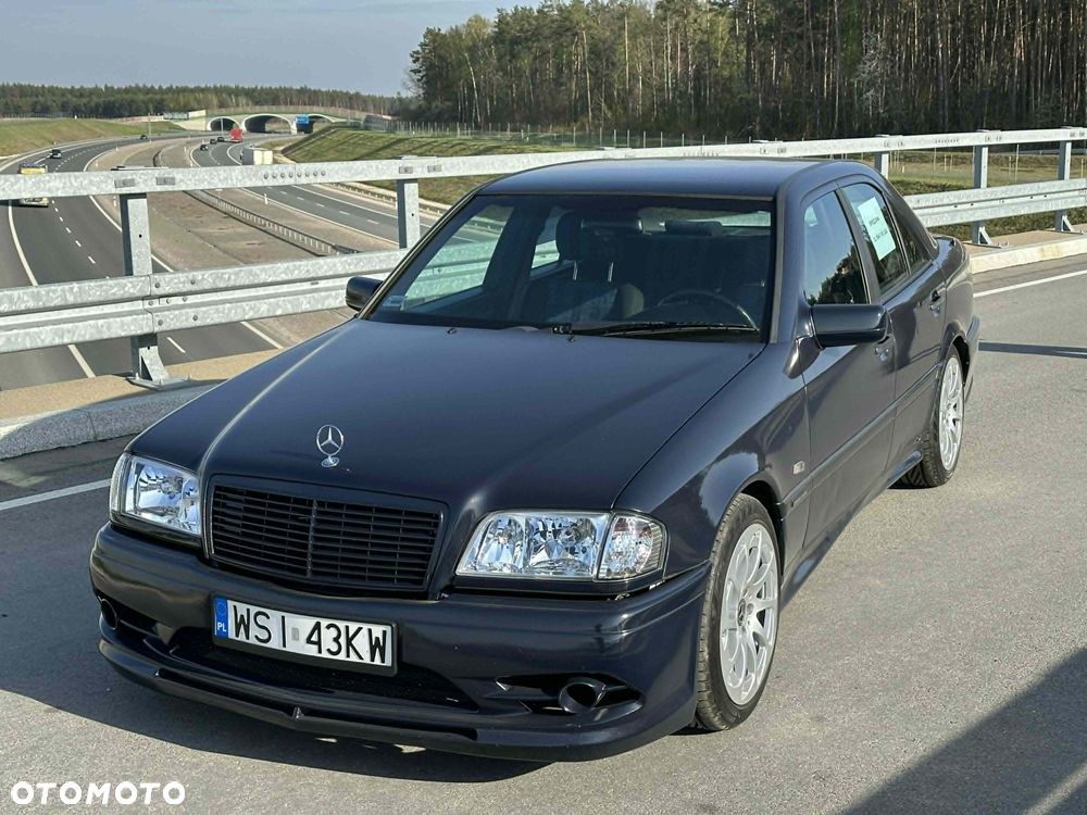 Mercedes-Benz Klasa C 180 T Esprit - 3