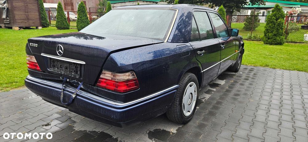 Mercedes-Benz Klasa E - 4