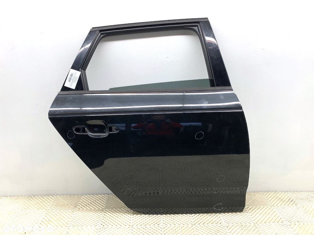 DRZWI PRAWY TYŁ LY9T  AUDI A4 B9 Avant (8W5, 8WD) 2015 - 2025 2.0 TDI 110 kW [150 KM] olej - 1