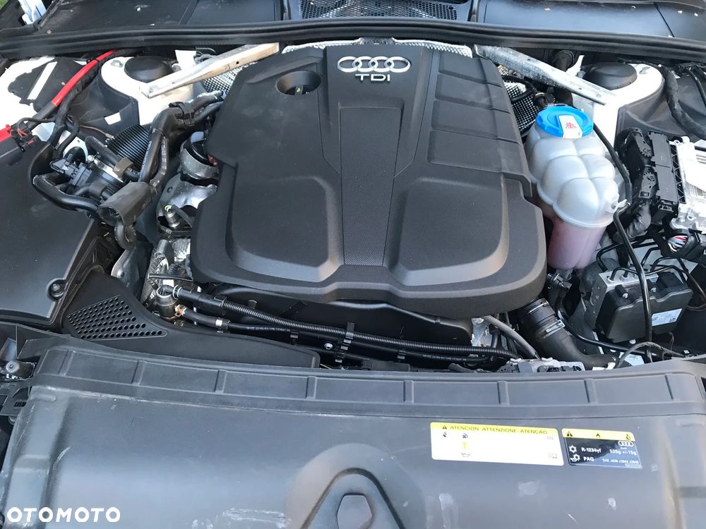 Audi A4 Avant 2.0 TDI ultra S tronic sport - 11