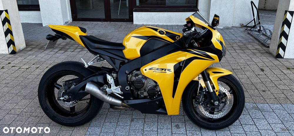 Honda CBR - 5